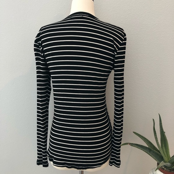 Wrap front top - Picture 2 of 2